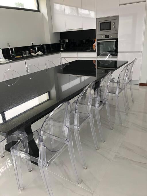 Villa - Ancora - 300 Metres De L'Ocean Вила-Прайа-де-Анкора Экстерьер фото
