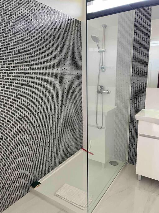 Villa - Ancora - 300 Metres De L'Ocean Вила-Прайа-де-Анкора Экстерьер фото